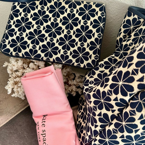 New w/o tags Kate Spade ♠️ Lg Flower Jacquard Stripe Everything Blue Tote 👜 - Picture 6 of 13